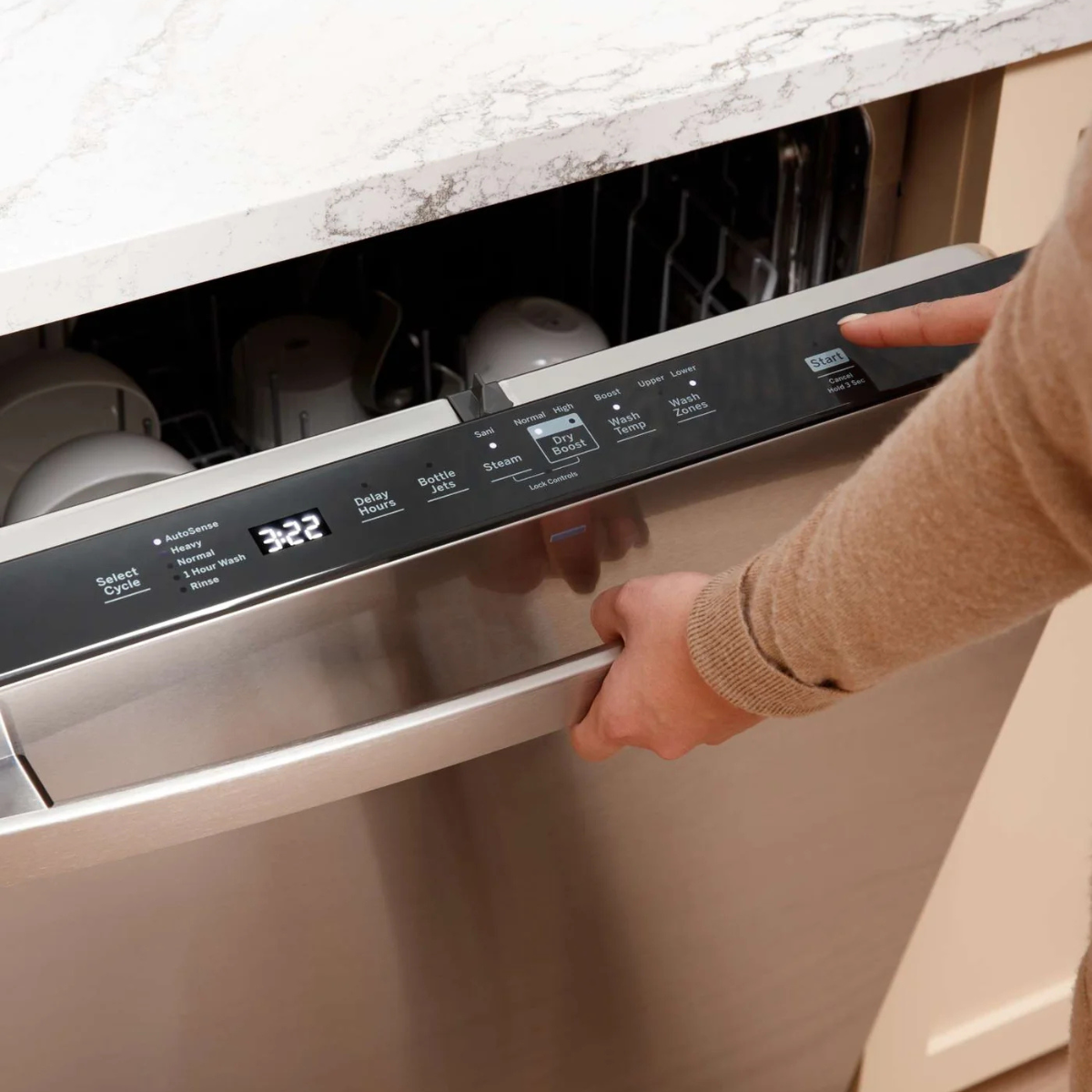 GE 24" Fingerprint Resistant Stainless Steel Dishwasher - GDT670SYVFS