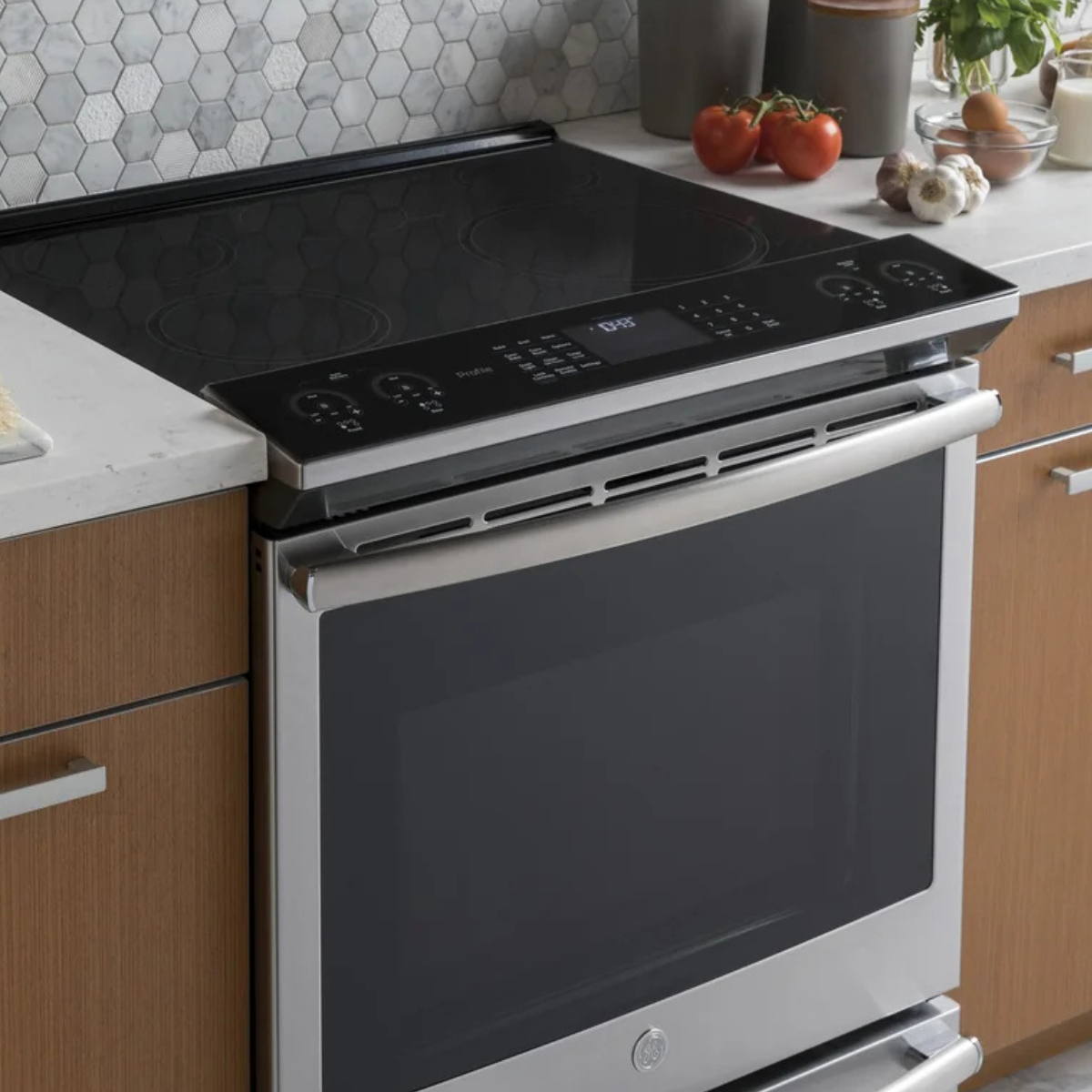 GE Profile Stainless Steel 30" Slide-In Induction Range (5.3 Cu. Ft.) - PCHS920YMFS