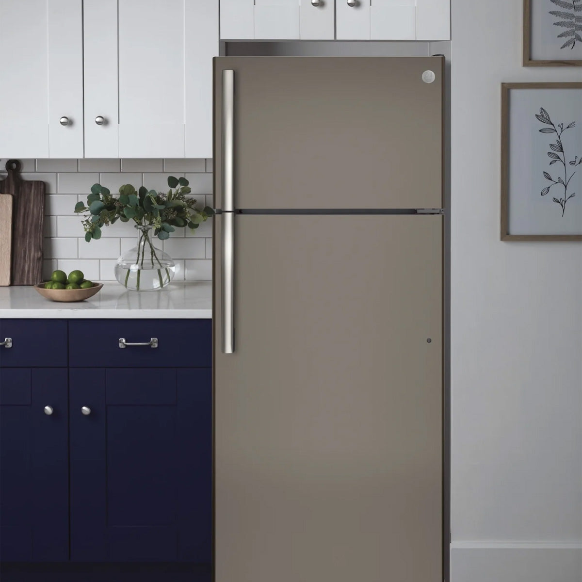 GE Slate Top Mount Refrigerator (17.5 Cu. Ft.) - GTE18GMNRES