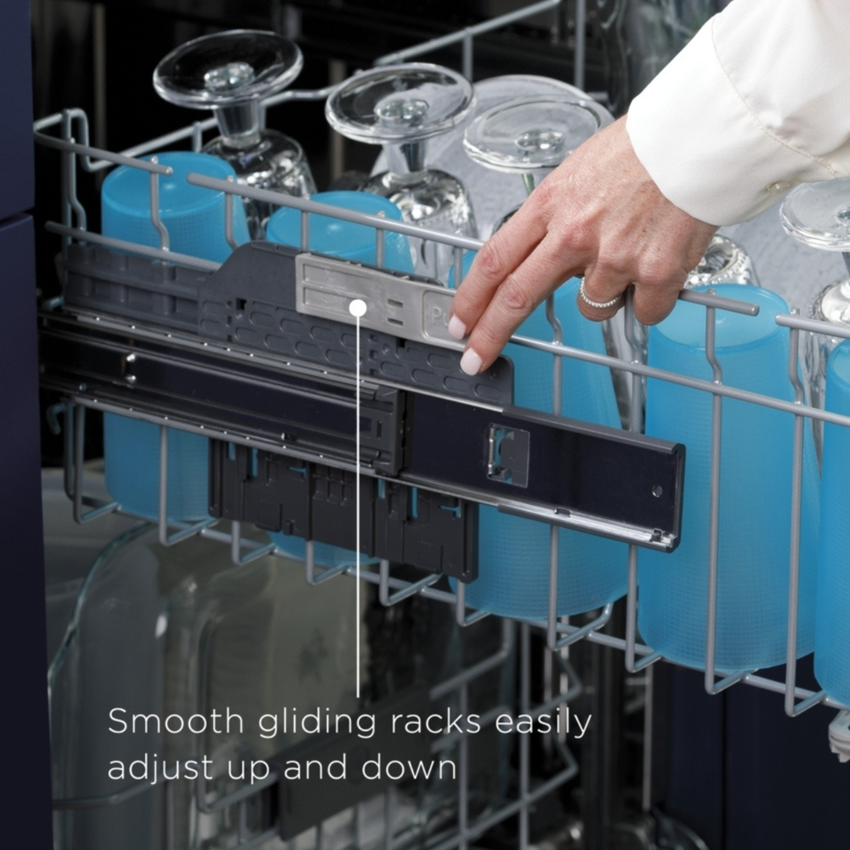 GE Stainless Steel 24" Dishwasher (46 dB) - GDT665SSNSS