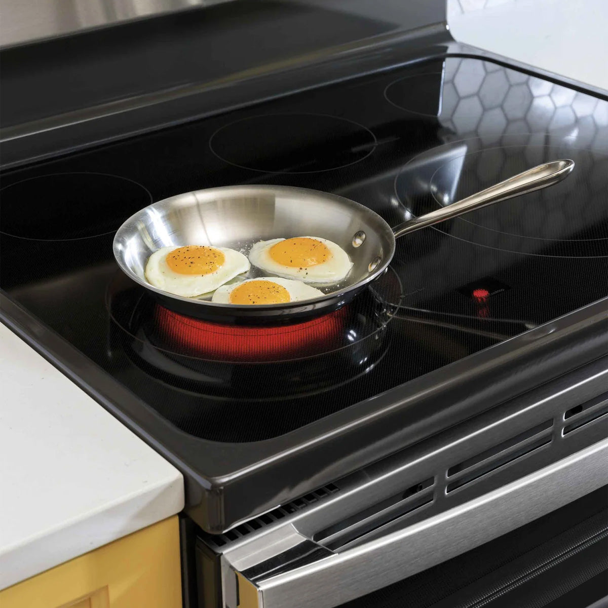 GE Stainless Steel 30'' Freestanding Double Oven Electric Range with Air Fry (6.6 Cu.Ft) - JBS86SPSS