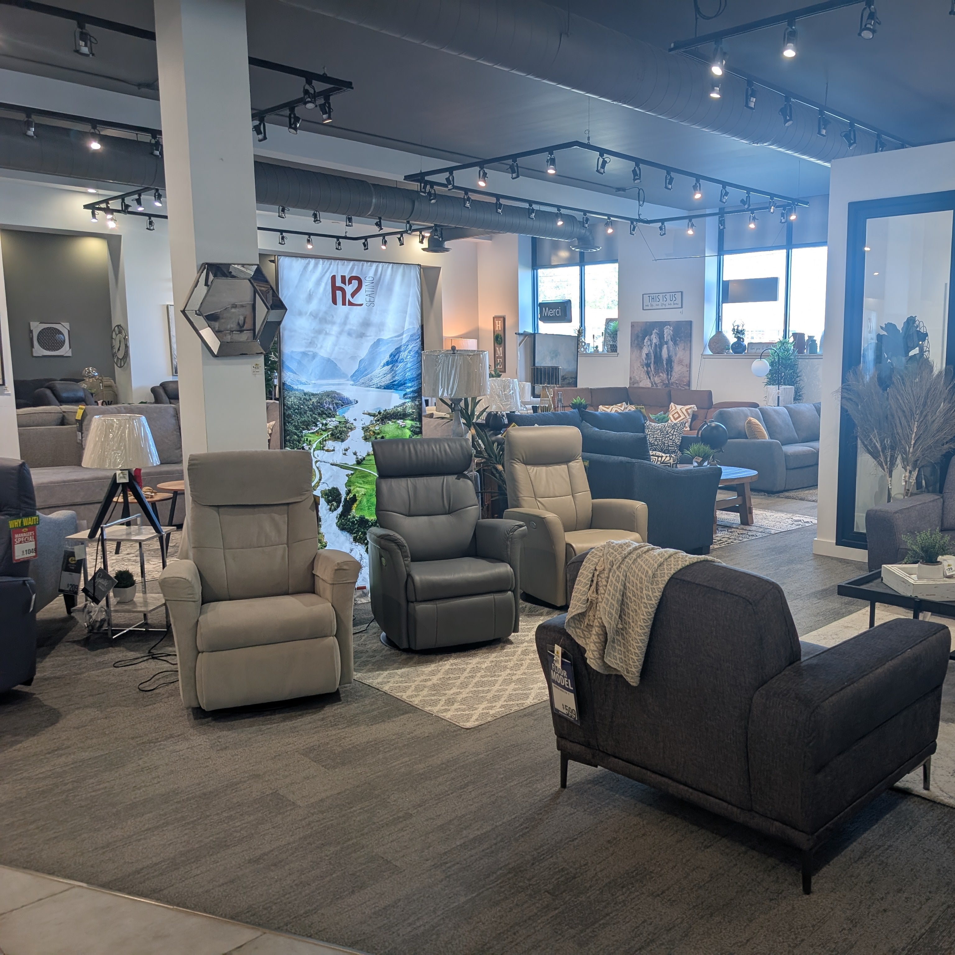 Leons Outlet Bathurst