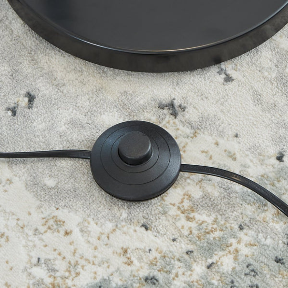 Walkford Floor Lamp - Black