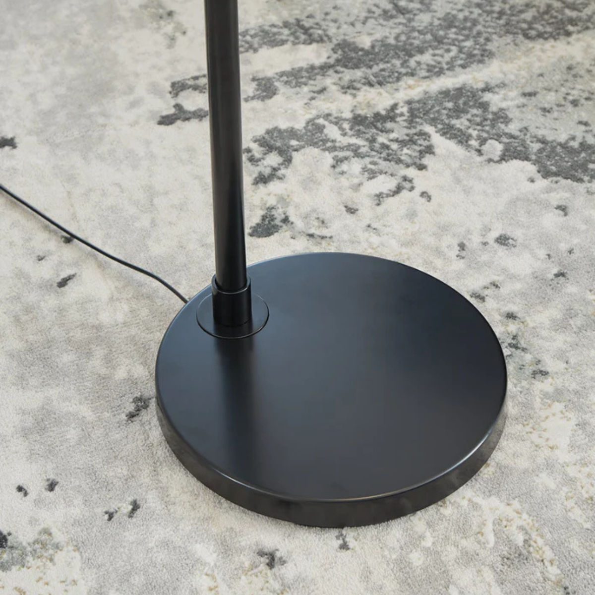 Walkford Floor Lamp - Black